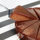 thumbnail image 5 of Moven Pala Para Pastel De Acero Inoxidable Ranurado, 5 of 6
