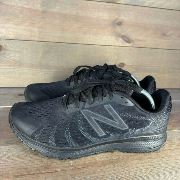new balance rush V3 men size 11.5 shoe black slip resistant comfort work sneaker