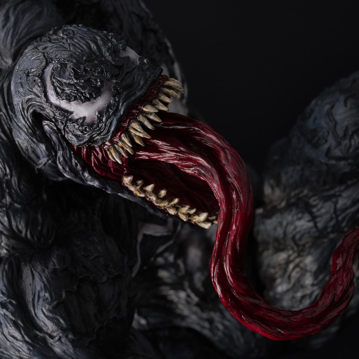 Sentinel - Marvel - Sofbinal - Venom 1.5 with Display Base Vinyl Figure, Sen-Ti-Nel, Gifts