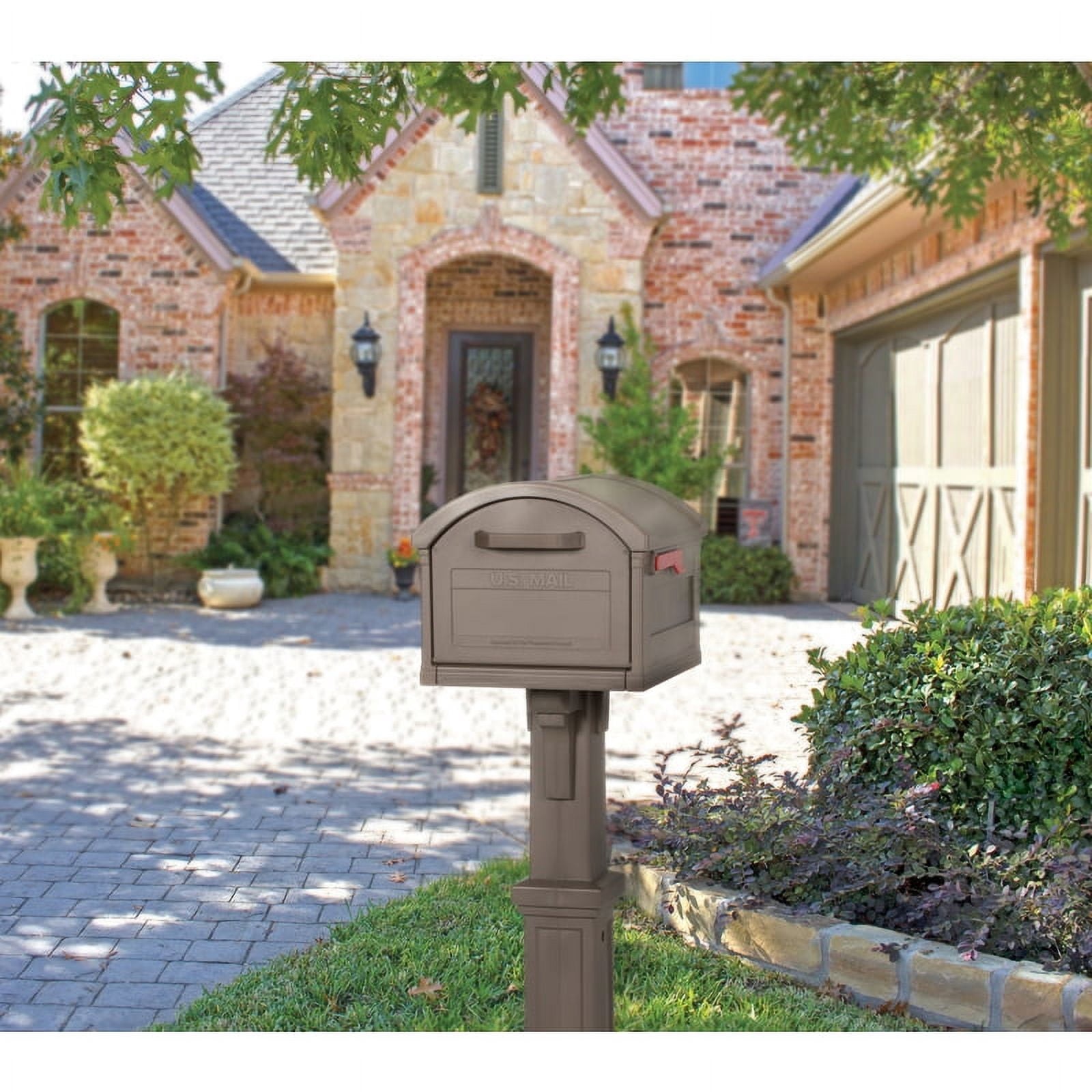 Gibraltar Mailboxes Grand Haven Extra Large, Plastic, Mailbox and Post Combo, Mocha, GHC40M01