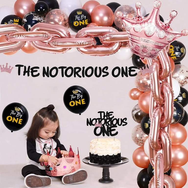 Hip Hop 1st Birthday Party, The Notorious One Birthday Decorations for  Girl, Rose Gold and Black Balloon Arch Kit, The Notorious One Glitter  Banner Crown Balloon for Birthday Photo Booth Props 