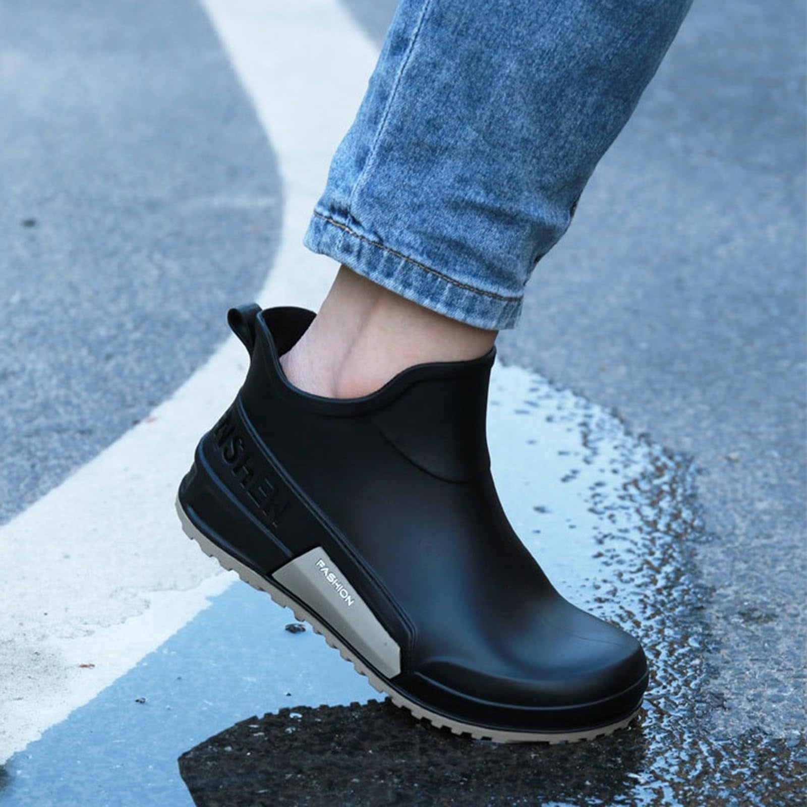 IEMIEMIEM Womens Rain Boots 2026 Fashion Couple Walking Water Shoes Ankle Rubber Water Resistant Boots Non Slip Soles Mid Calf Booties Outdoor Casual Slip On Shoes for Fishing Camping Black 10 Wide