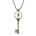 thumbnail image 1 of Llavero Collar Colgante Bandeja Cadena Embellecida Unbranded M, 1 of 3