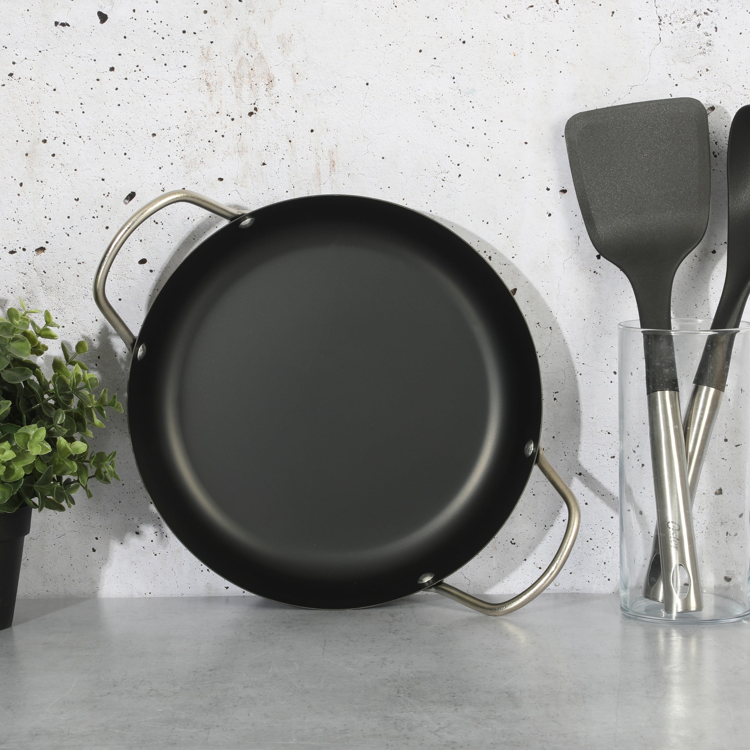 (2 pack) Oster Smithfire 11-inch Carbon Steel Paella Fry Pan