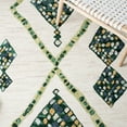 thumbnail image 6 of SAFAVIEH Aspen Byrne Southwestern Wool Area Rug, Green/Ivory, 7' x 7' Round, 6 of 8