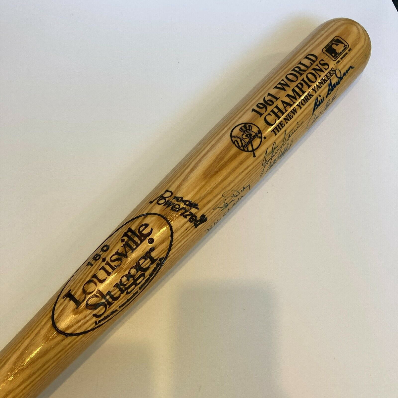 1961 New York Yankees World Series Champs Team Signed Baseball Bat PSA DNA