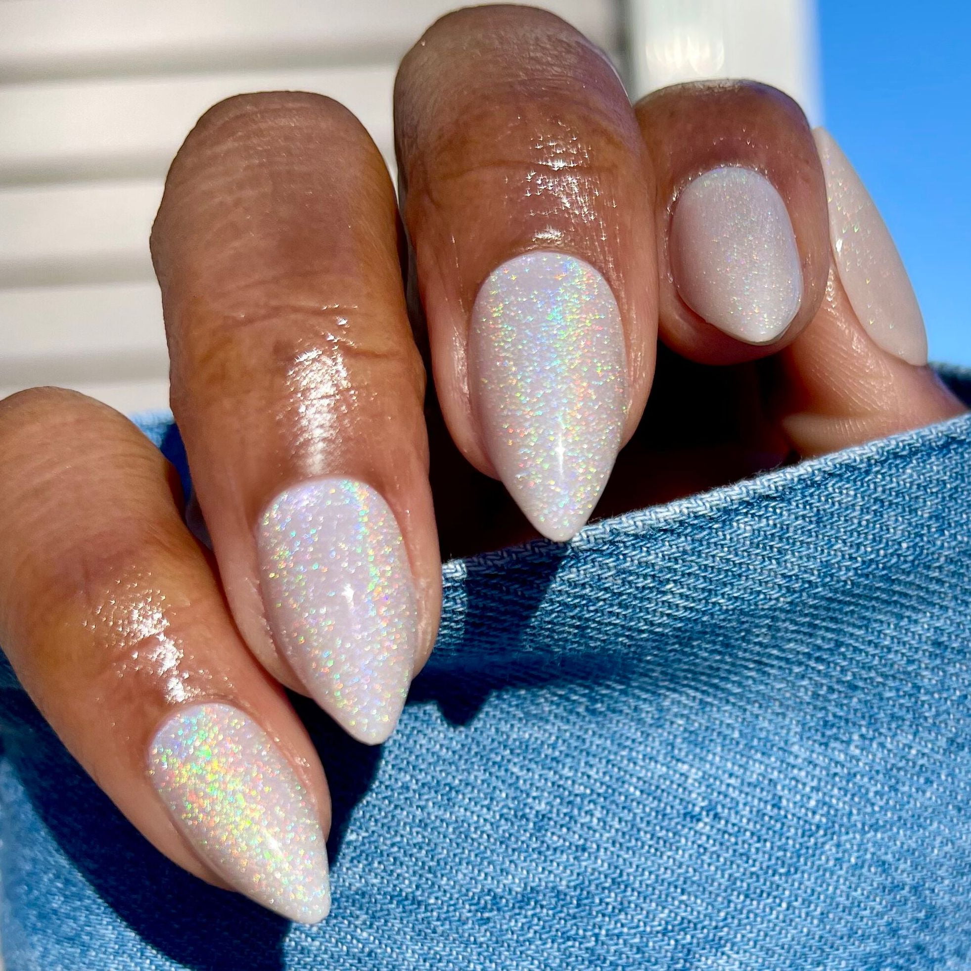 Olive & June + Bubble Instant Mani Medium Stiletto Press-on Nails, Neutral Iridescent Velvet, 42 Pieces
