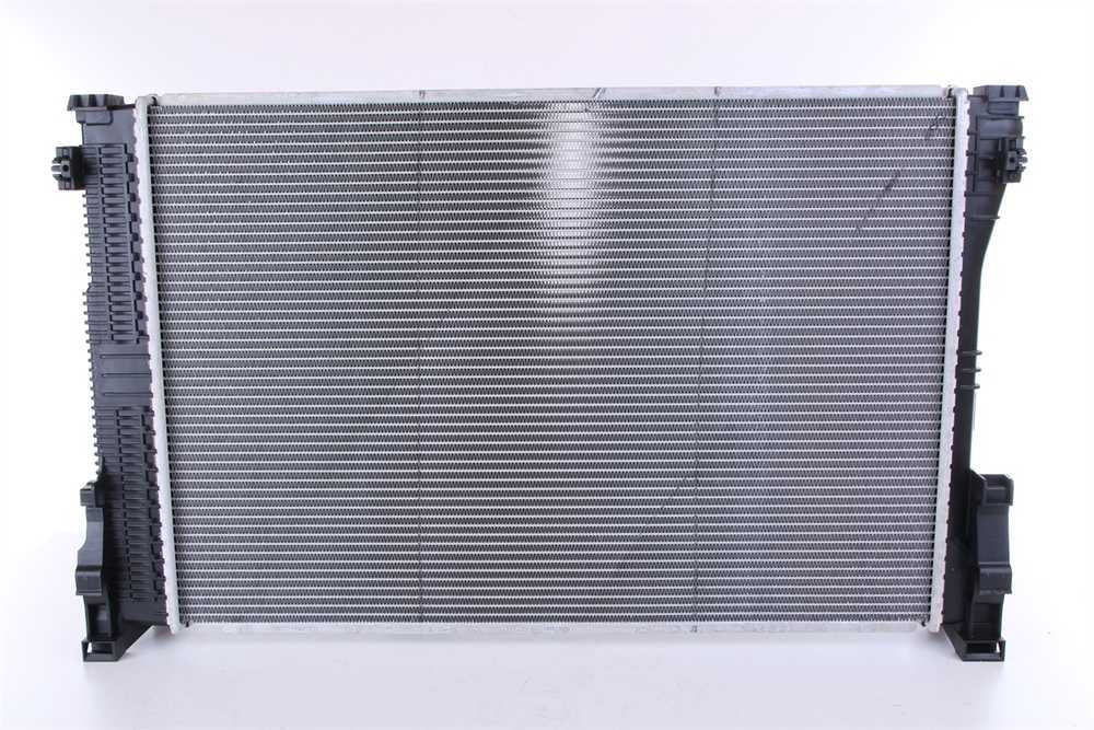 Nissens 67162 Radiator w/Integrated Transmission Oil Cooler
