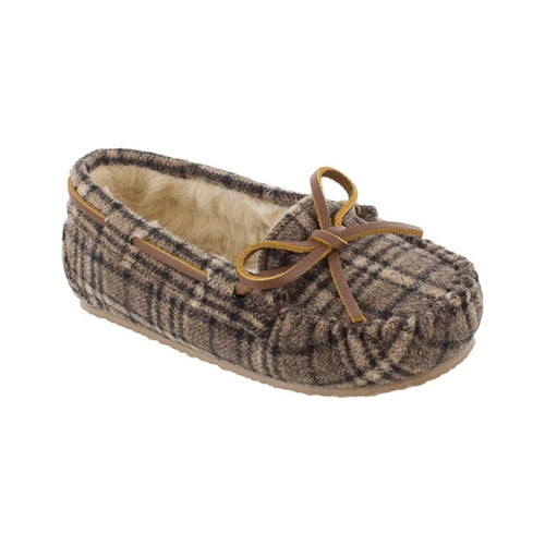 minnetonka cassie slipper