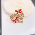 thumbnail image 2 of Broche de corazón con forma de mariposa, con cristales dorados y diamantes de imitación, para mujer, joyería de moda., 2 of 5
