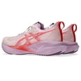 thumbnail image 4 of Zapatillas para correr ASICS NOVABLAST 5 para mujer Blanco/Coral Reef, 4 of 9