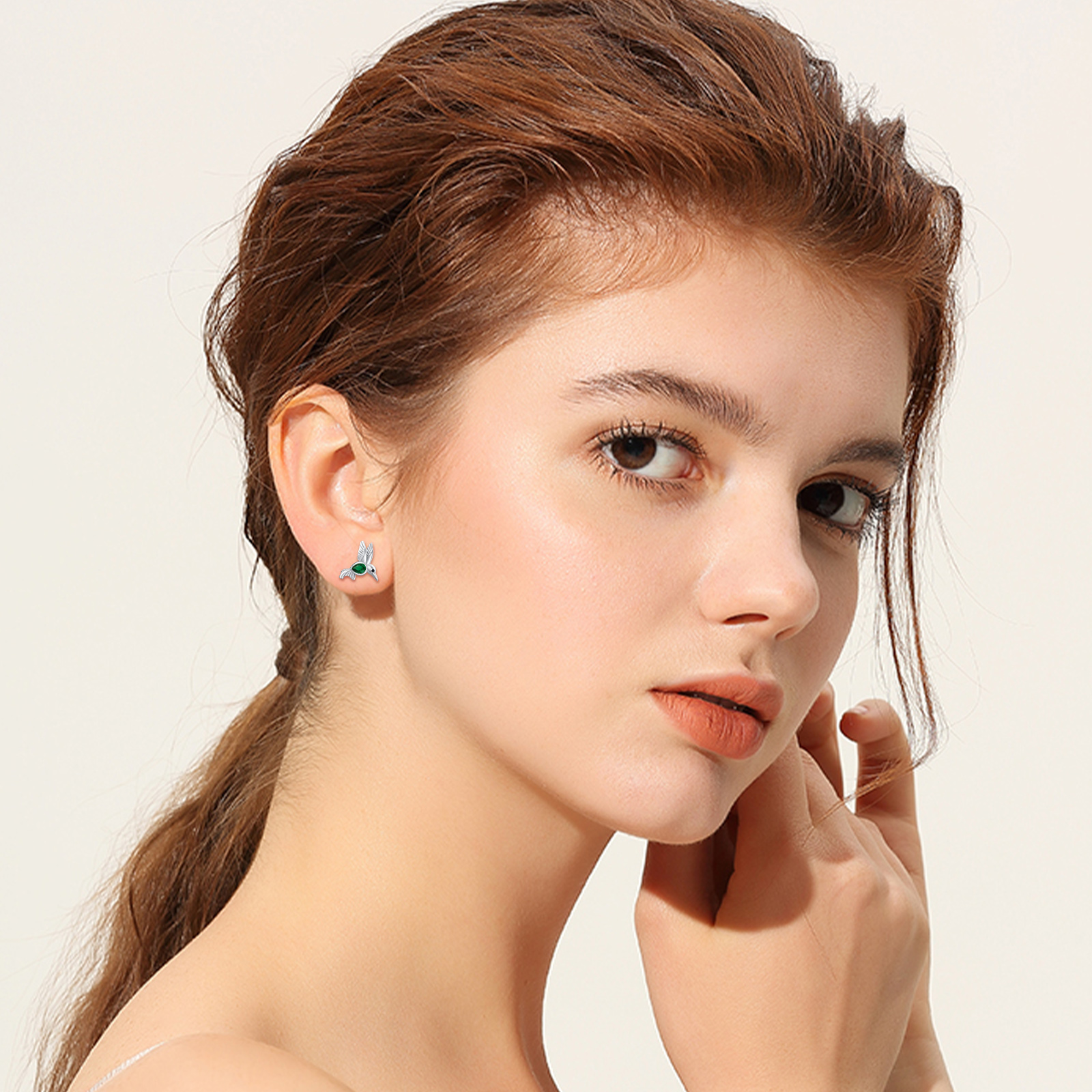 Cuoka Hummingbird Stud Earrings 925 Sterling Silver Cute Earrings Green Cubic Zirconia Jewelry for Women Mom Wife Birthday Valentine's Day Gift for Sensitive Ears