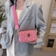 thumbnail image 5 of KURT GEIGER LONDON Nuevo bolso de hombro para mujer, bolsos de diseñador de moda para cámara, bolso cuadrado con cremallera y letras para mujer, bolso de mano de marca de lujo para mujer, 5 of 5