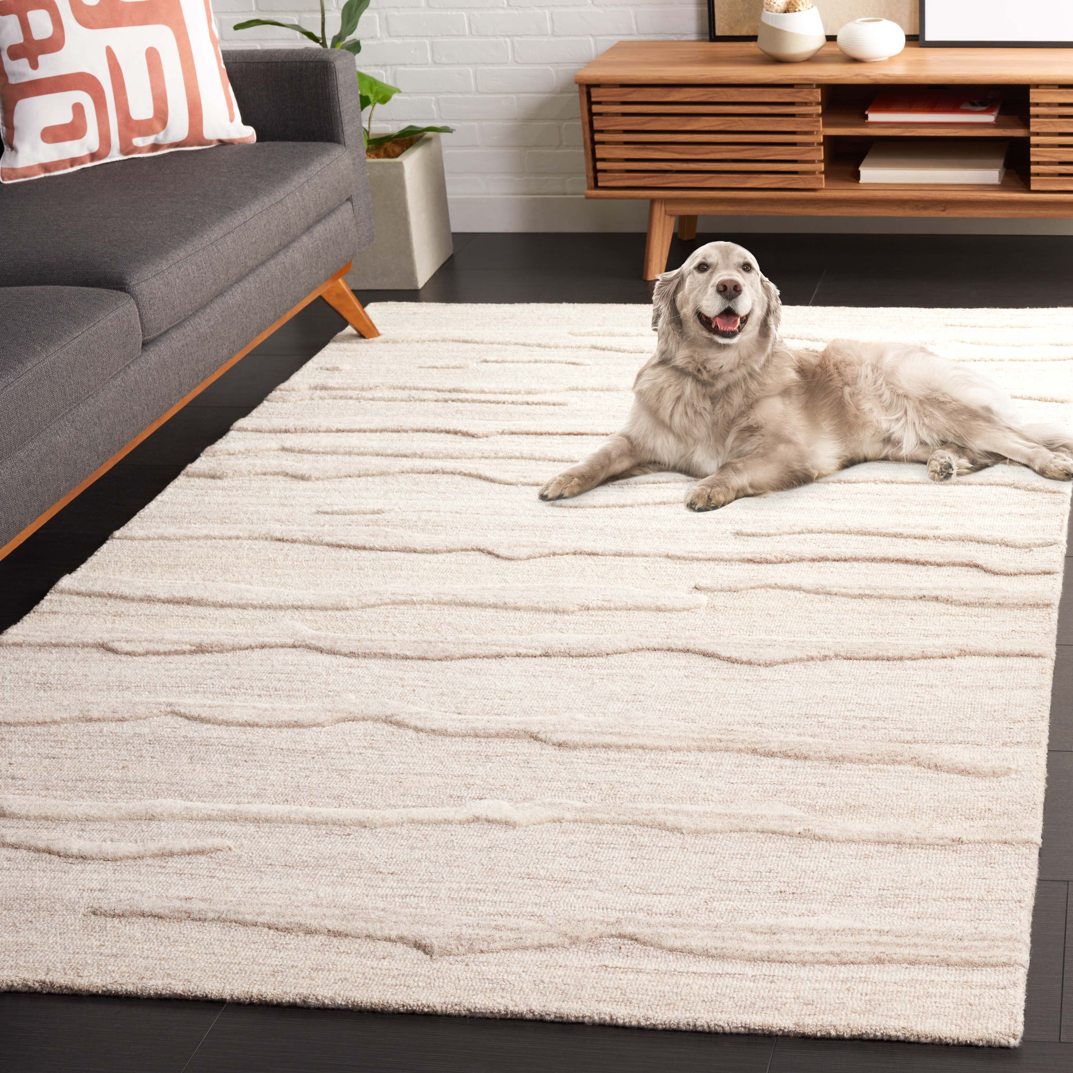 SAFAVIEH Abstract Bertina Abstract Area Rug, Beige, 6' x 6' Square