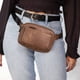 thumbnail image 4 of Kvinnor PU läder bältesväska Crossbody midjeväska Reseaxelväsk, 4 of 5