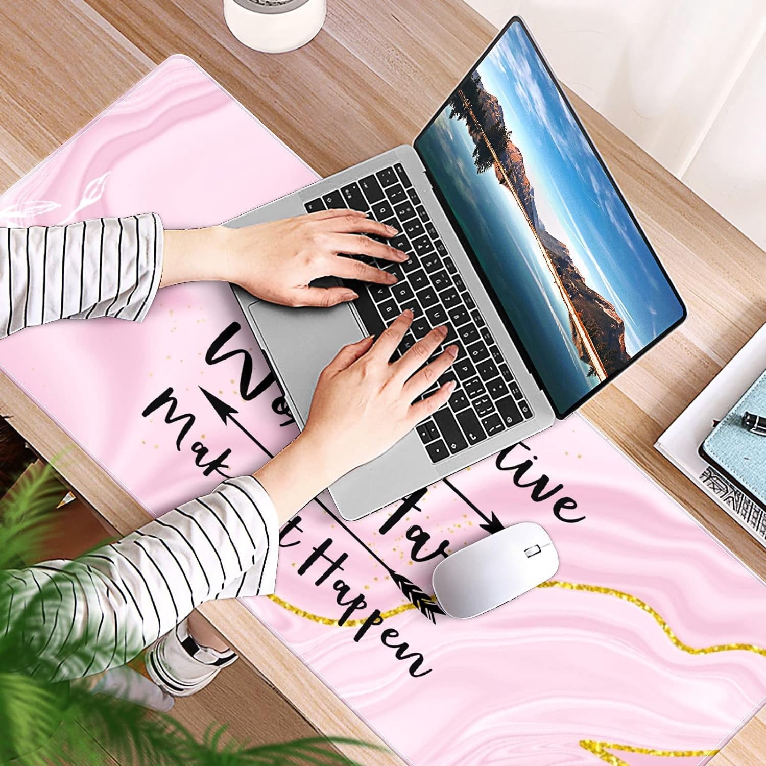 Pink Marble Gold Desk Mat, Desk Accessory, Cute Workspace, Trendy Workspace, Trendy, 35.4x15.7in Large Gaming Mouse Pad, Cute Desk Topper, Pretty Desk Pad