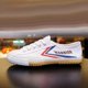 thumbnail image 3 of Zapatos de lona clásicos para niños estilo Shaolin con cinta mágica, zapatos deportivos informales blancos para niños, Academia de artes marciales, 3 of 4
