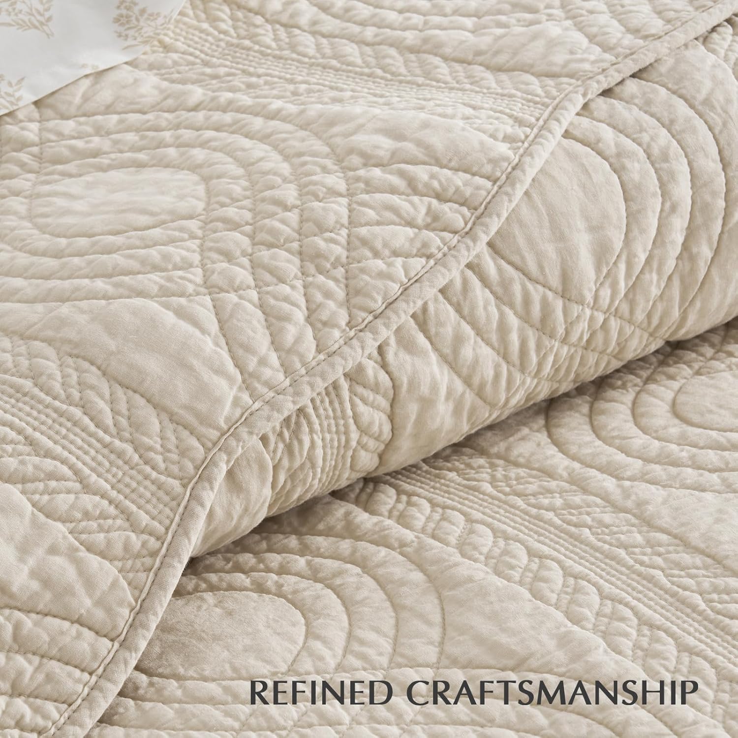 EVERGRACE 100% Cotton Scallop Quilt Set, King Size 3 Piece Set  Lightweight Bedspread with 2 Shams, Soft Prewashed Matelasse Coverlet for Cozy and Elegant Bedding, Flax Beige