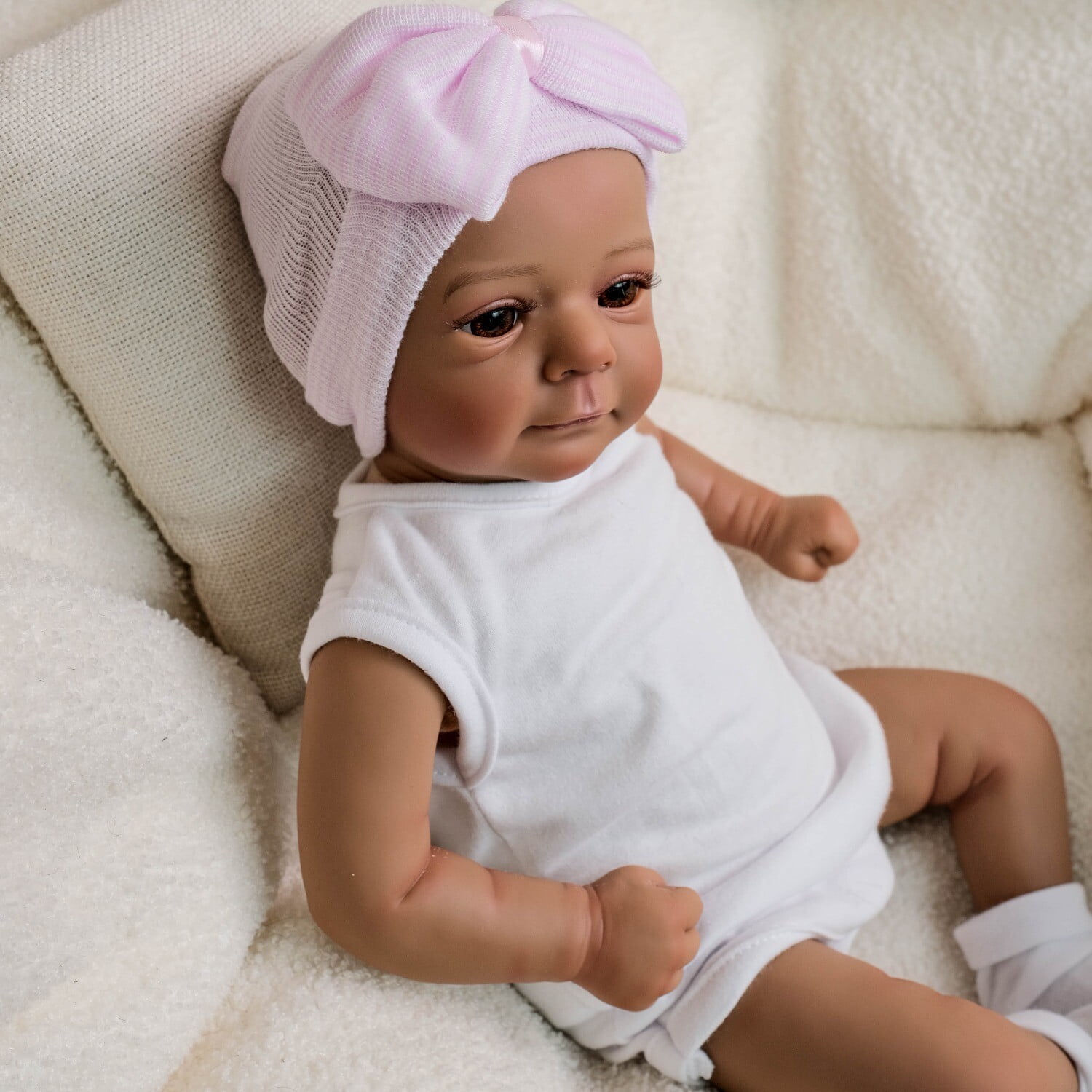 Reborn Baby Dolls Black Girl, African American 19 inch Realistic Newborn Baby Dolls with Lifelike Cloth Body Birthday Gift Set for Ages 3+
