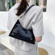 thumbnail image 5 of Bolso bandolera para mujer, estilo casual, portátil, ajustable, de piel sintética, ideal para la oficina, viajes y uso diario. Gran capacidad, resistente y fácil de limpiar.,Wsvlmg, 5 of 7