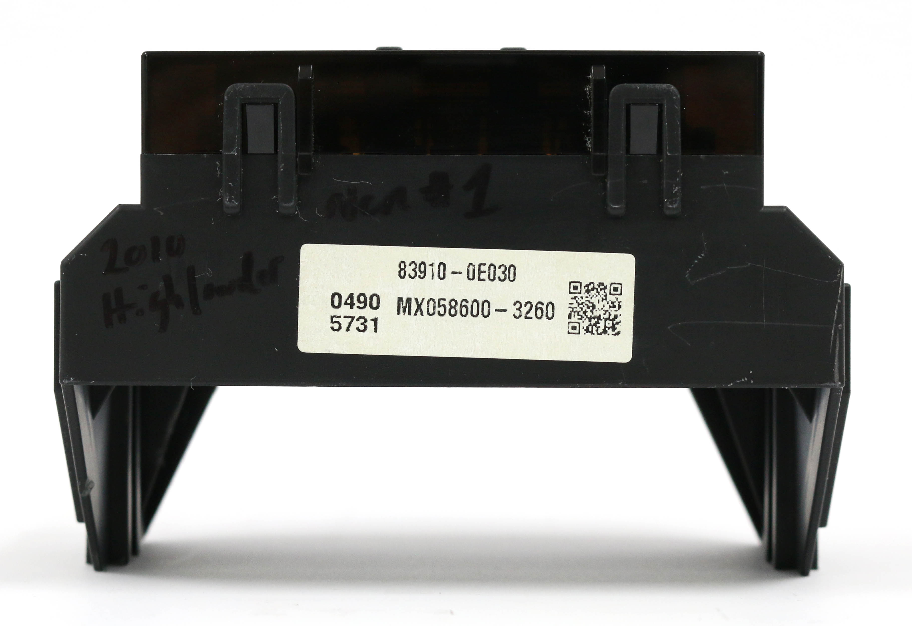 Restored 2011-2013 Toyota Highlander Radio Information Display Screen Part - 83910-0E030 (Refurbished)