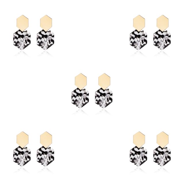 Pendientes colgantes Acrílico Jumpingount Regalo de aniversario diario Gancho de oreja hexagonal Color Blanco