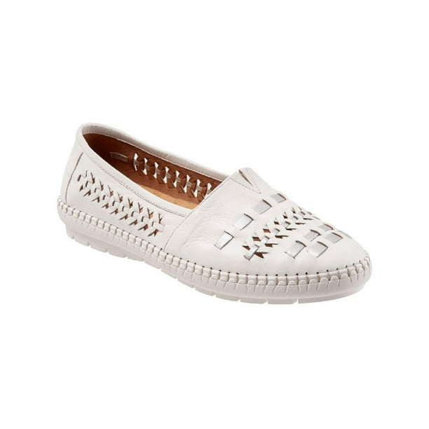 Trotters Womens Rory Leather Cut-Out Fashion Loafers - Walmart.com