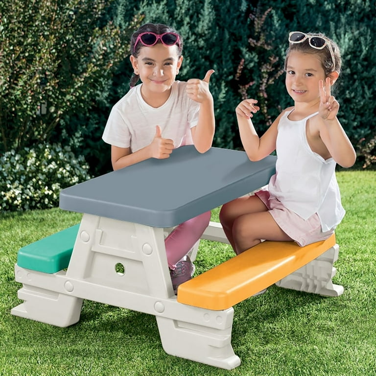 Dolu: Picnic Table for 4: White, Green, Yellow Indoor/Outdoor