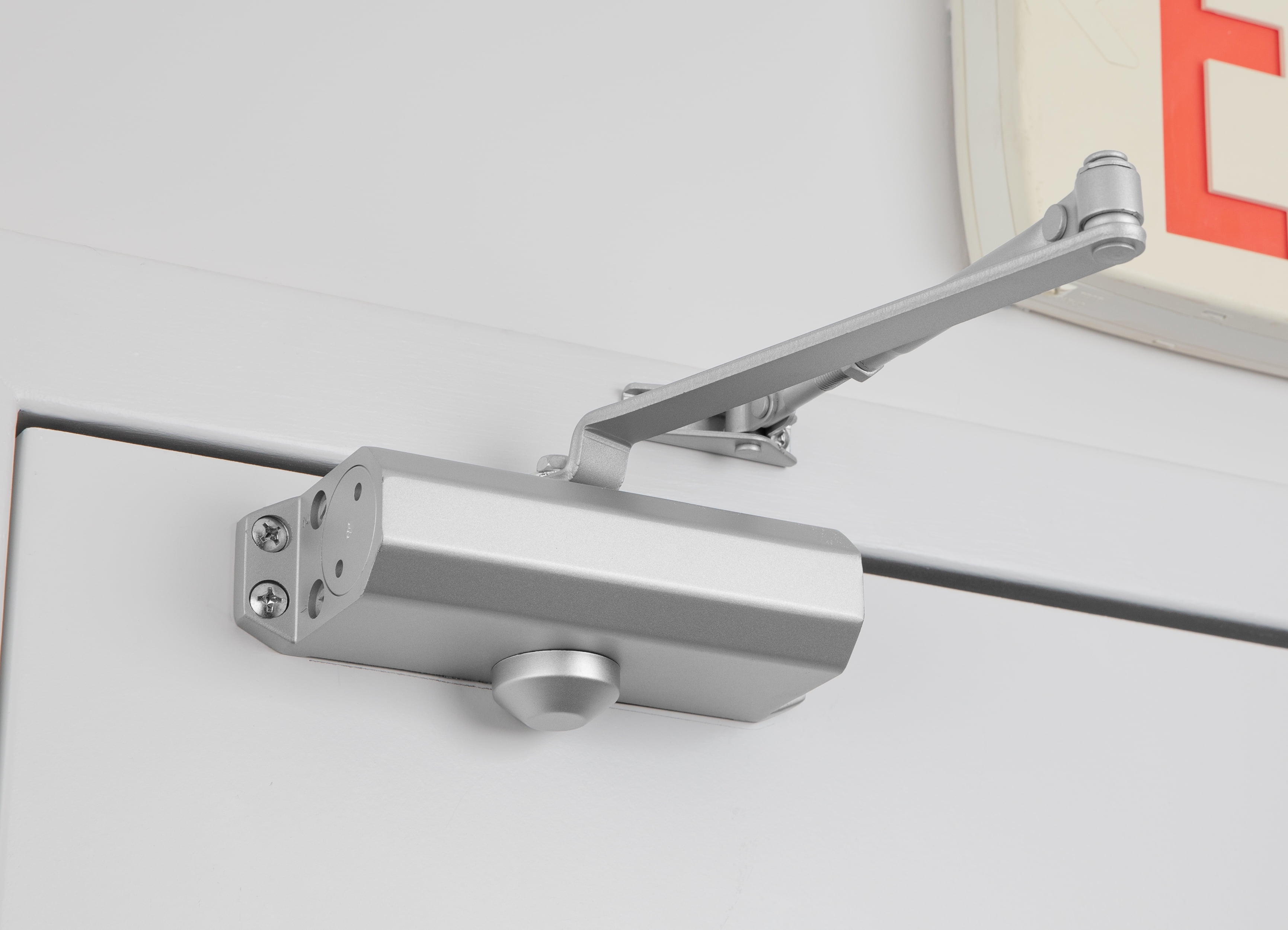 Global Door Controls TC300 Series Grade 3 Light Duty Door Closer Size 2 w/ Parallel Arm Bracket
