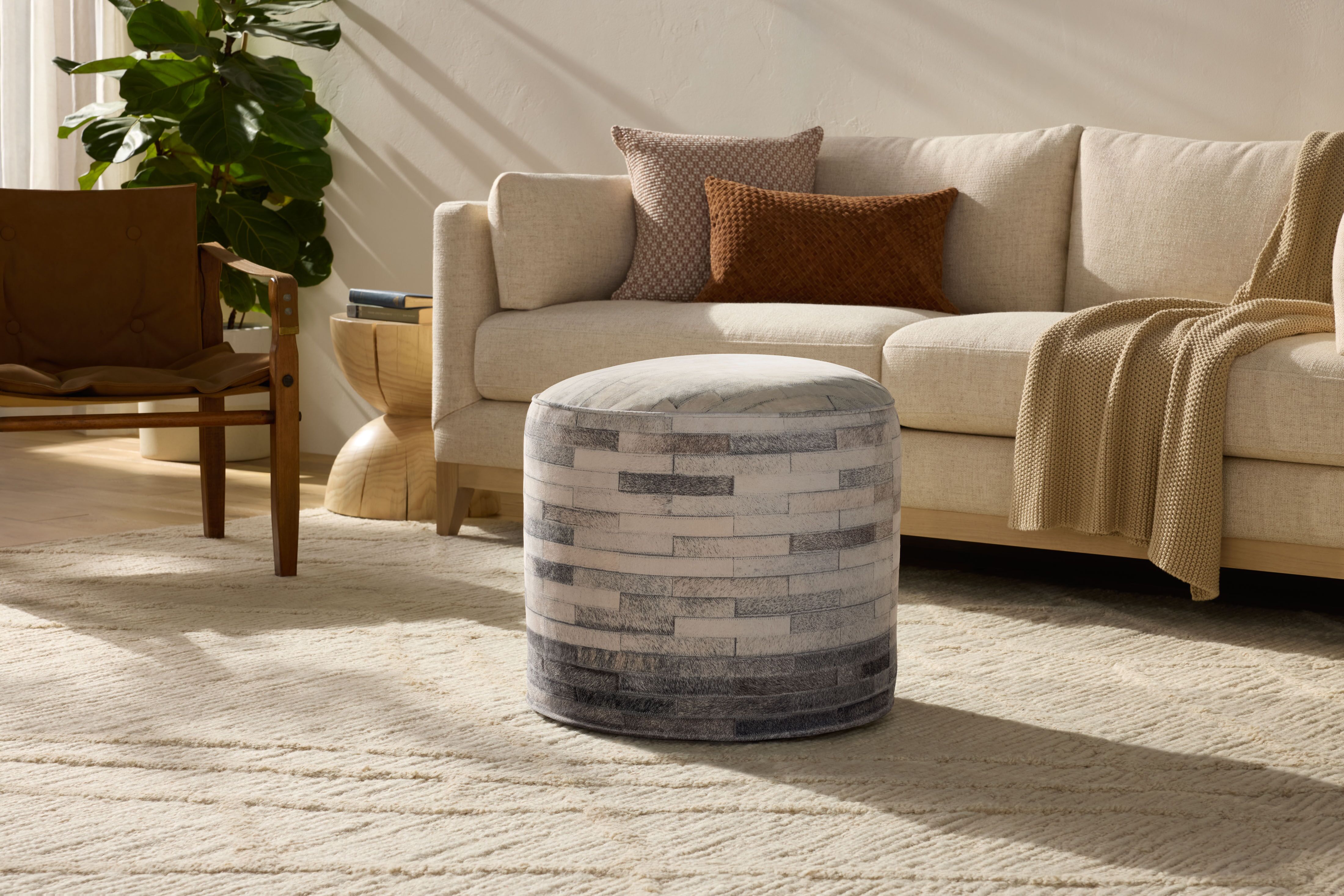 Loloi PF0002 Ivory / Grey 20 x 20 x 20 Pouf
