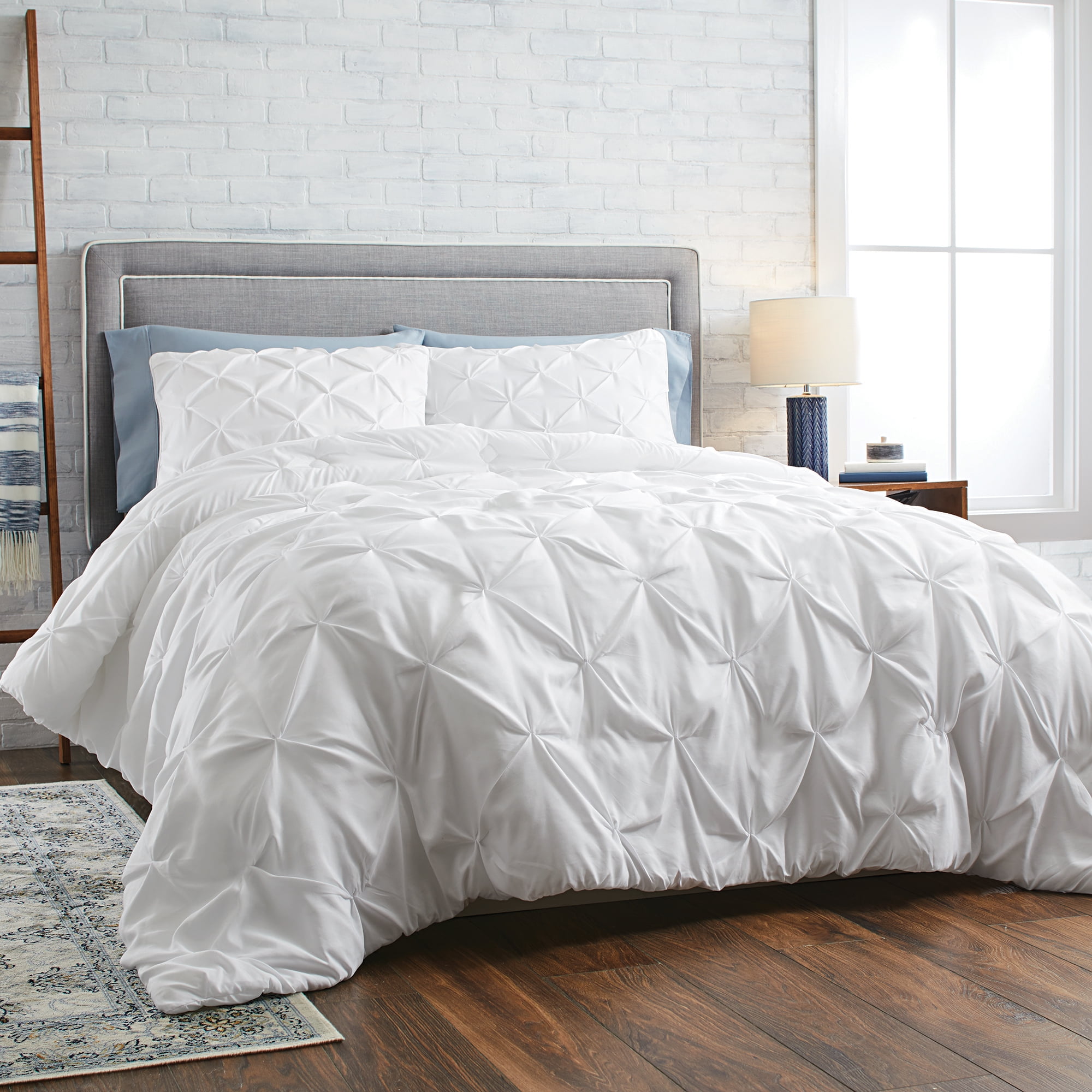 Better Homes & Gardens White Pintuck 3Piece Comforter Set, King