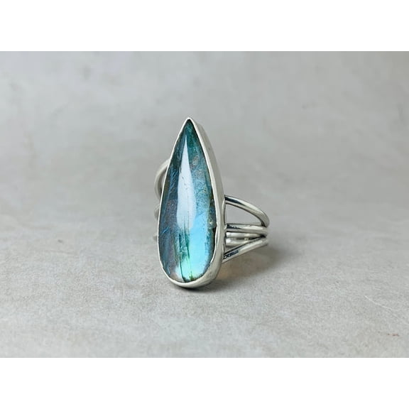 Heaven Crafts 925 Solid Sterling Silver Pear Blue Fire Labradorite Ring Designer Jewelry Gift Item