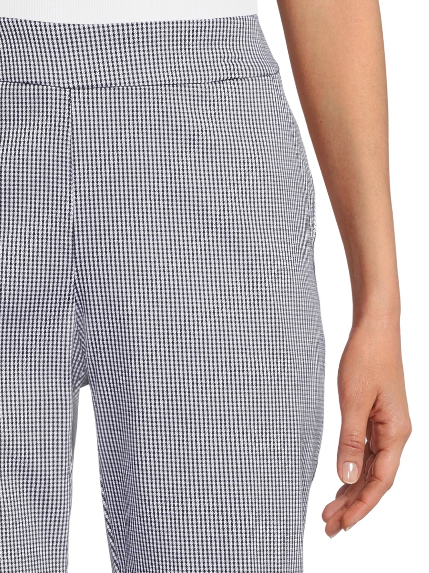 Time and Tru Women's Pull-On Bermuda Shorts - Walmart.com
