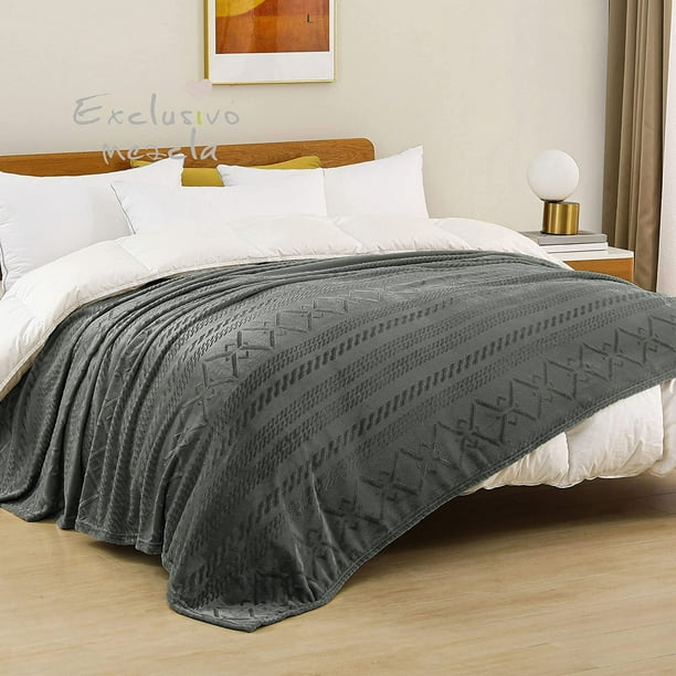 Exclusivo Mezcla Queen Size Soft Bed Blanket, Warm Fuzzy Luxury Bed Blankets, Decorative