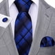 thumbnail image 3 of Conjunto de corbata Barry.Wang tejido en seda a cuadros azul real, 3 of 8
