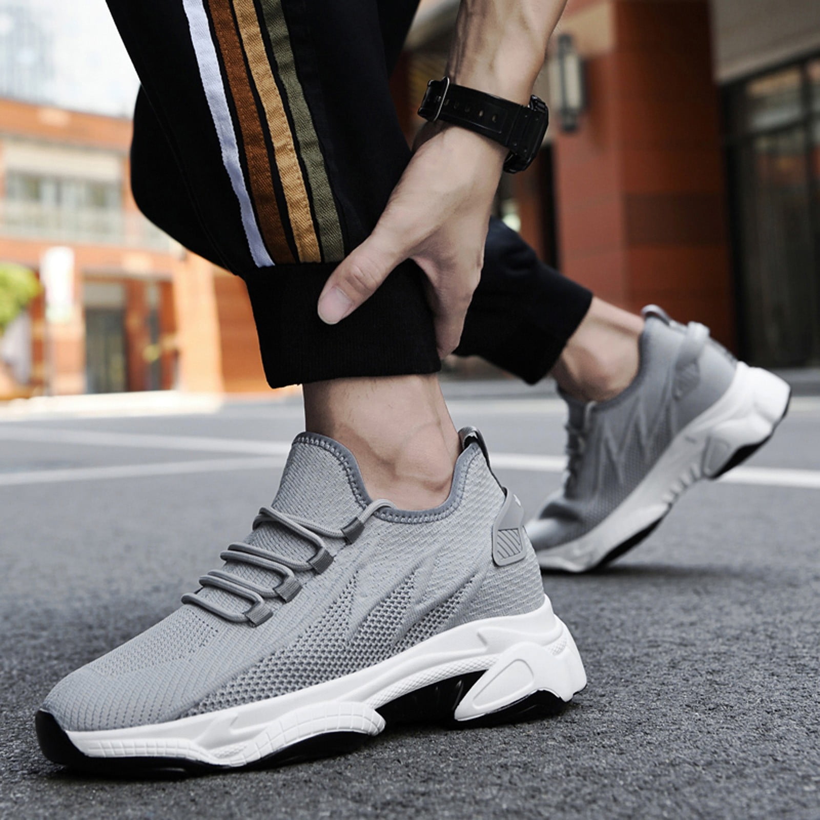 Men's Sneakers Outdoor Hiking Shoes High Top Breathable for Autumn and Winter Comfortable Athletic Footwear