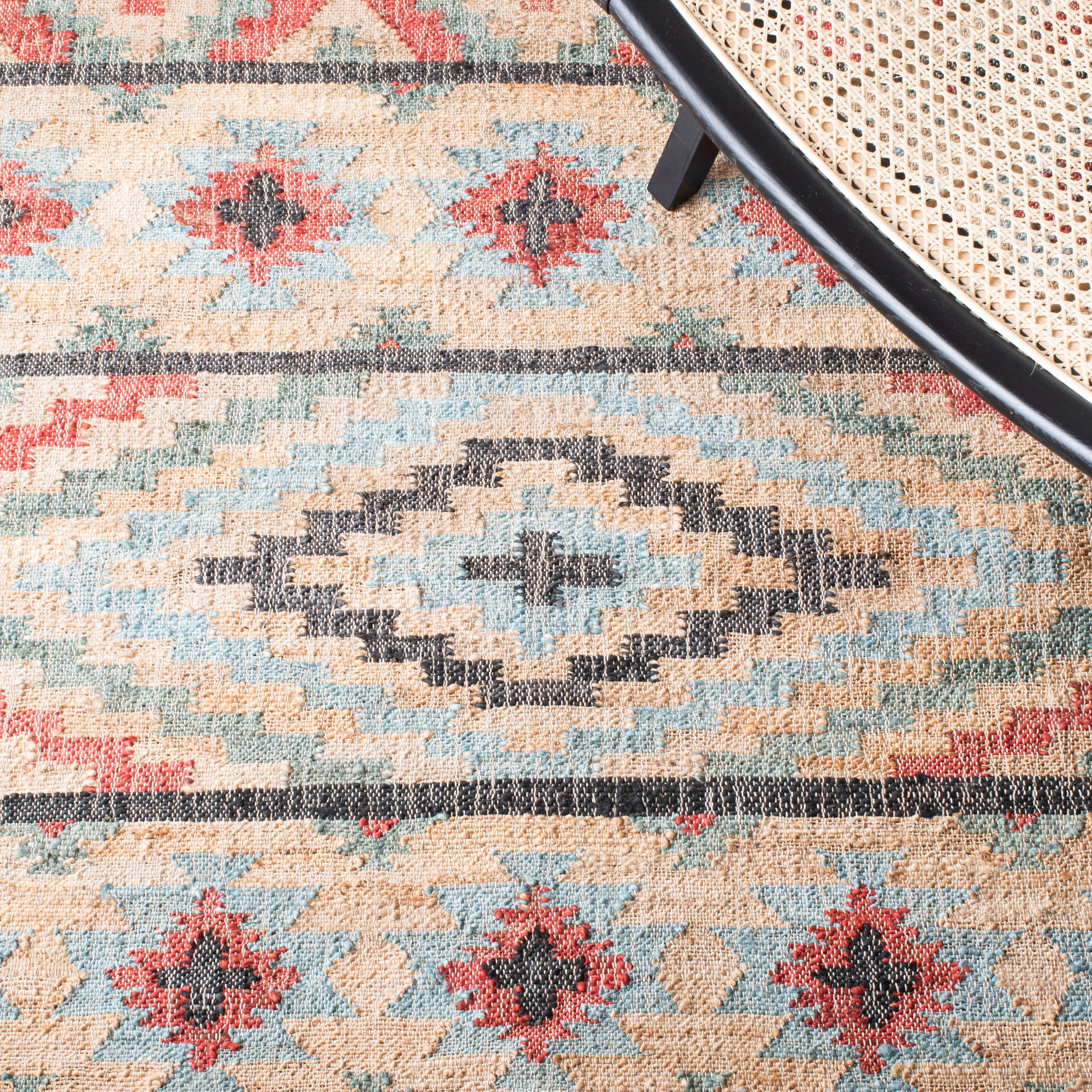 SAFAVIEH Kilim Aldous Tribal Area Rug, Natural/Red, 7' x 7' Round