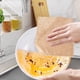 thumbnail image 5 of Paños de cocina de fibra ultrafina - pack de 12, 30x30cm, toallos de cocina muy absorbentes para platos y limpieza - blanco, beige, gris, azul, 5 of 7