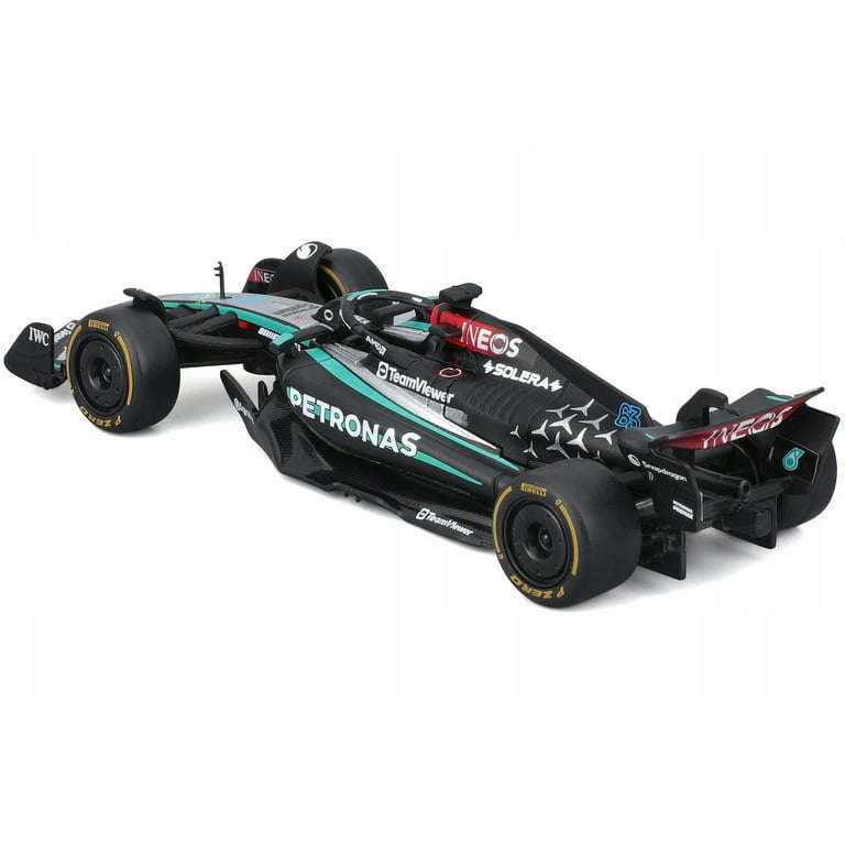 Mercedes-AMG F1 W15 E Performance #63 