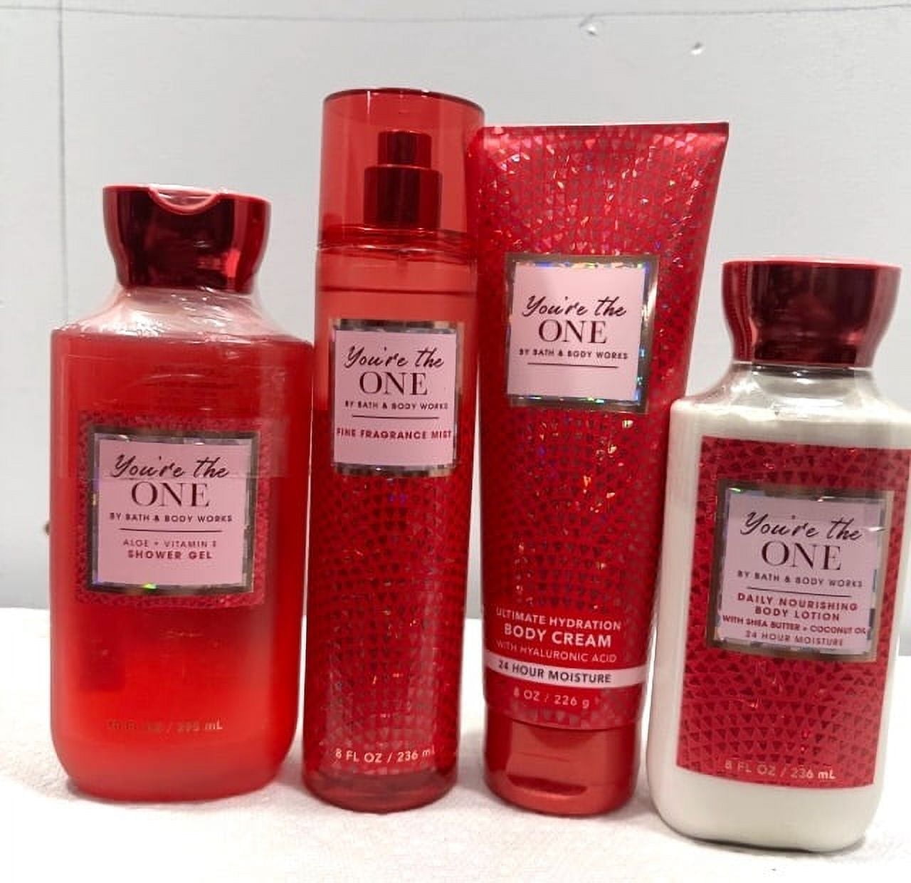 【4本セット】Bath&Body Works Body ローション Bath & Body Works Rose 4 Piece Gift Set (Ultimate Hydration