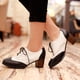 thumbnail image 3 of 1 par de zapatos de señora, elegantes, de tacón alto, con cordones., 3 of 6