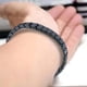 thumbnail image 4 of Pulsera magnética para hombre con imán de ojo negro y cuentas, pulsera magnética para cálculos biliares negros, 4 of 7
