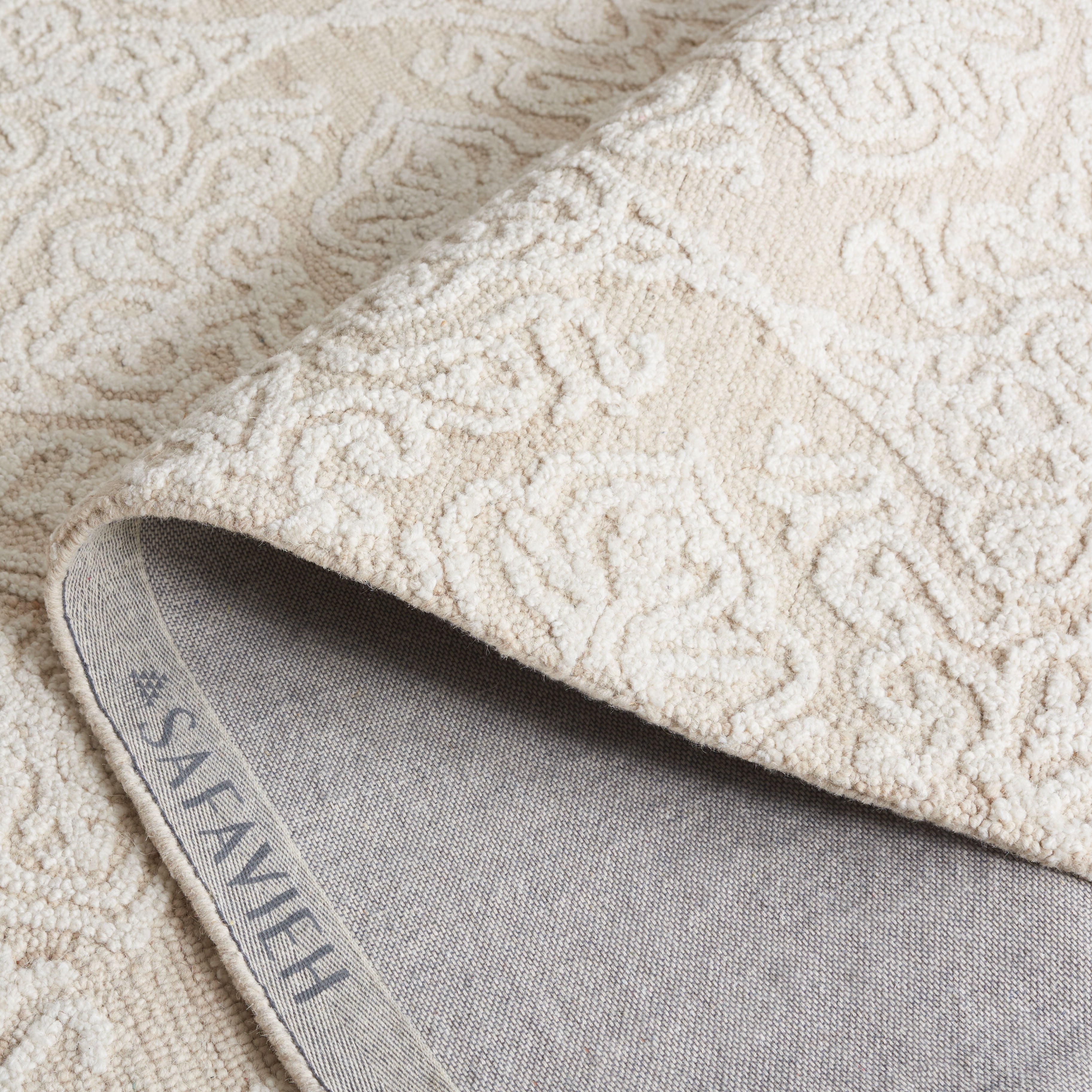 SAFAVIEH Blossom Asher Damask Wool Runner Rug, Beige/Ivory, 2'3" x 8'