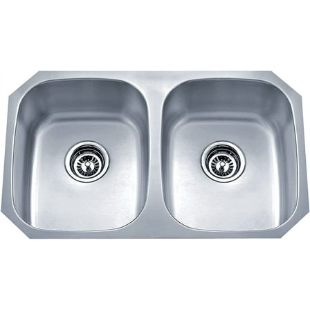 Wells 30-inch 18-gauge Undermount 50/50 Double Bowl Stainless Steel Kitchen Sink