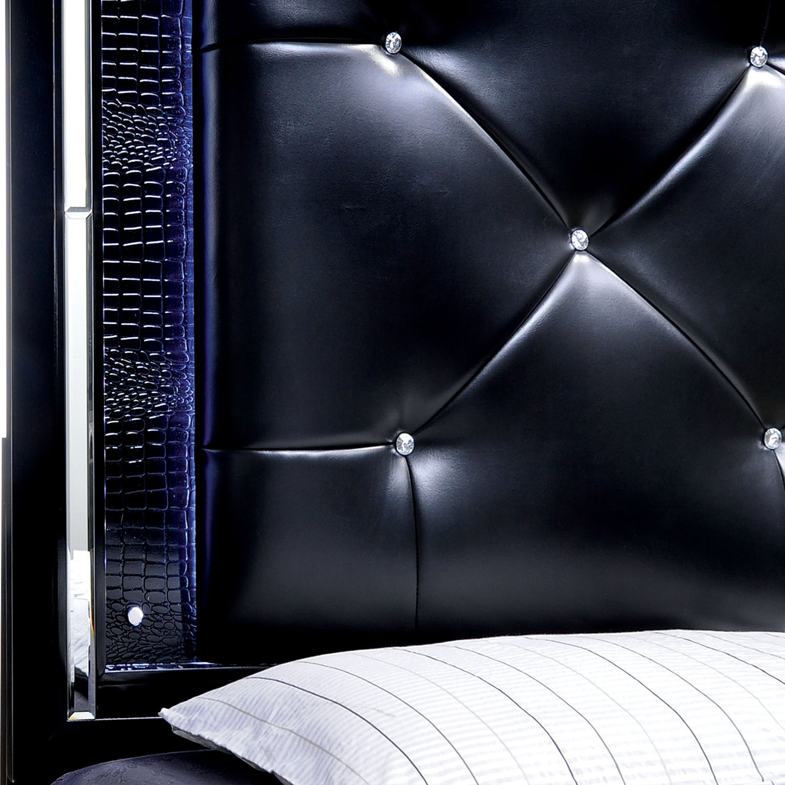 Furniture of America Alderton Panel Bed, Eastern King, Black
