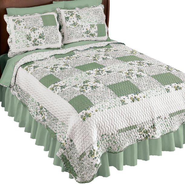 Hadley Floral Patchwork Reversible Lightweight Quilt