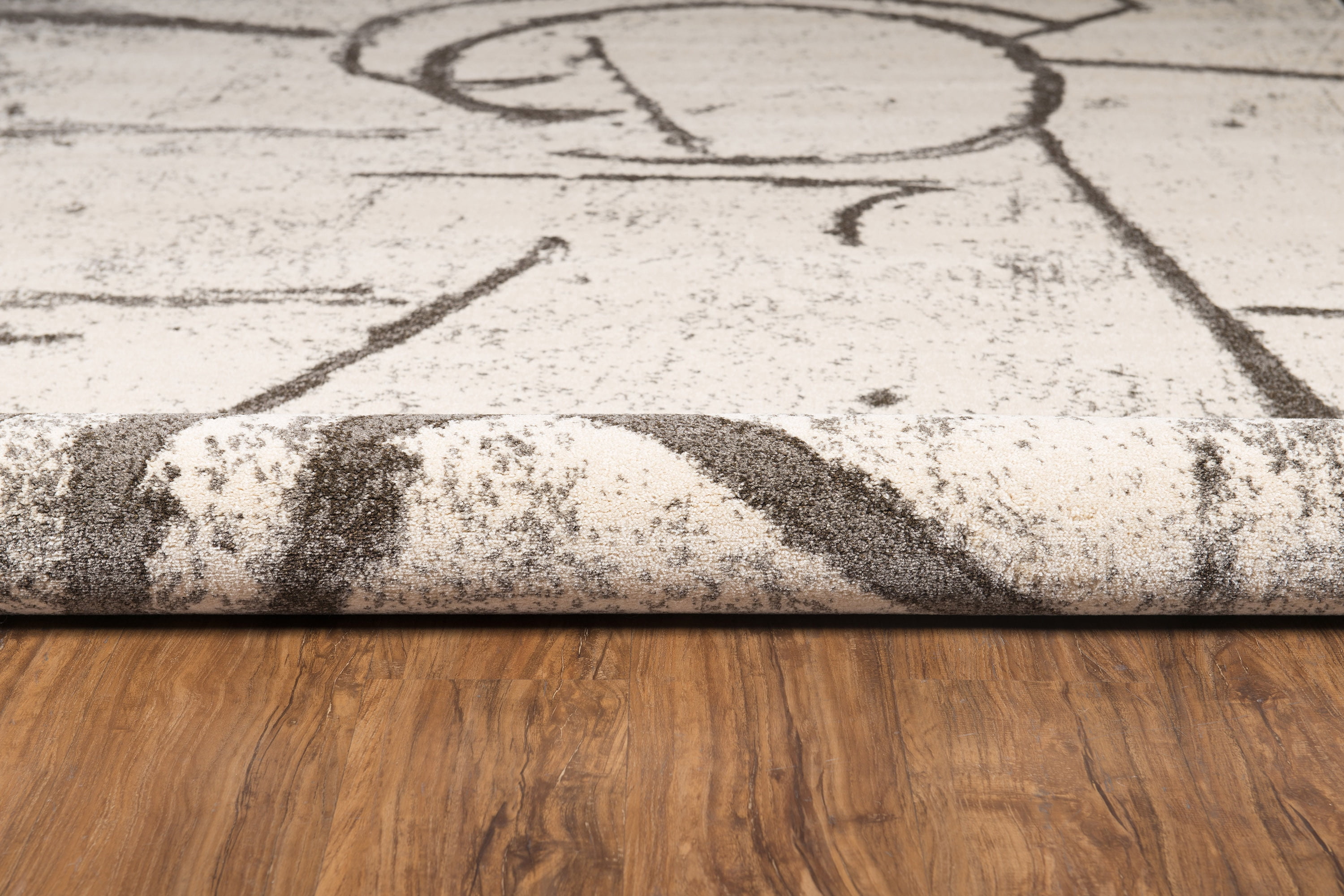 Masters Dial Cream Area Rug 5x7.6 Artistic Polypropylene Floor Covering
