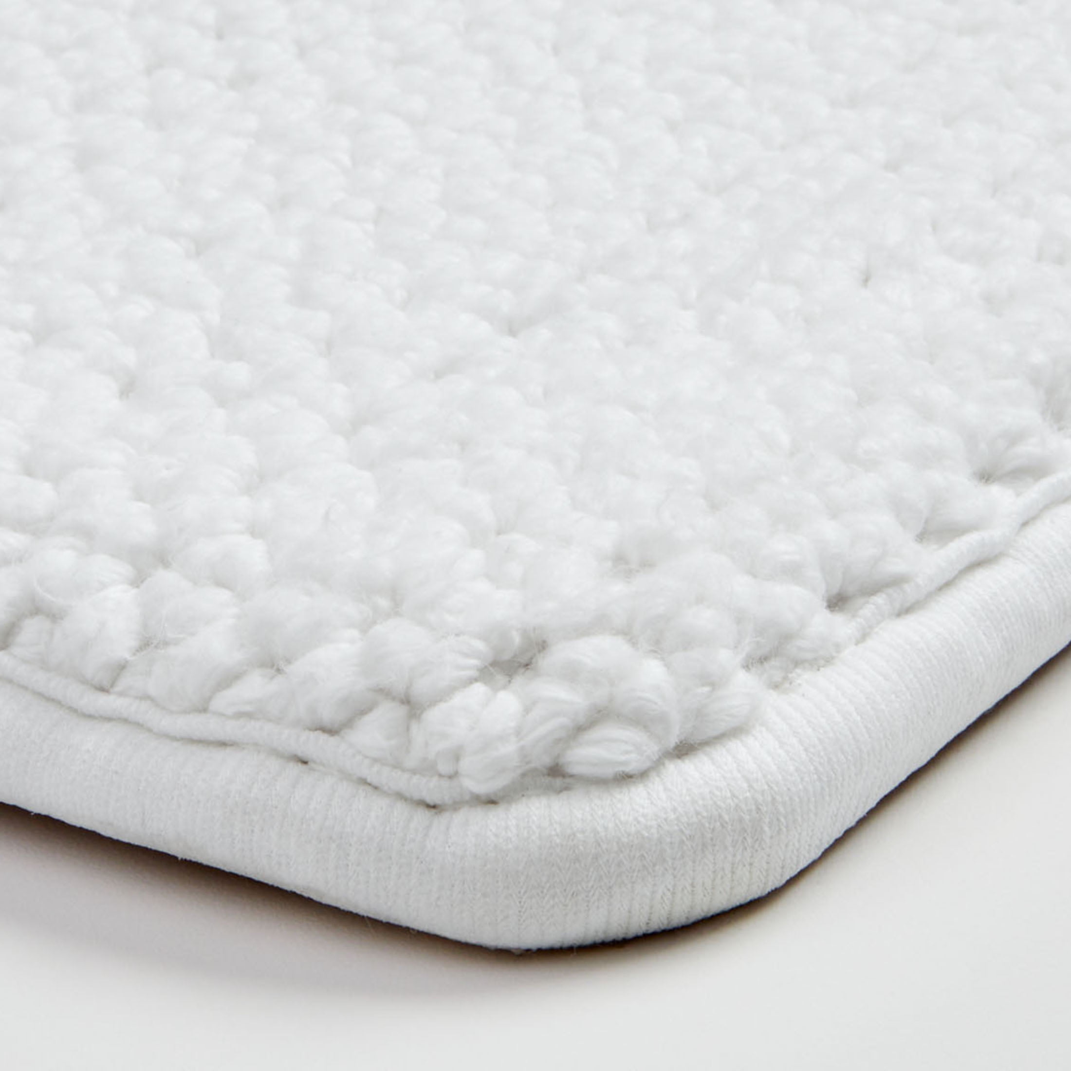 Better Homes & Gardens Signature Soft Cotton Memory Foam Bath Rug, Arctic White, 20 in x 34 in