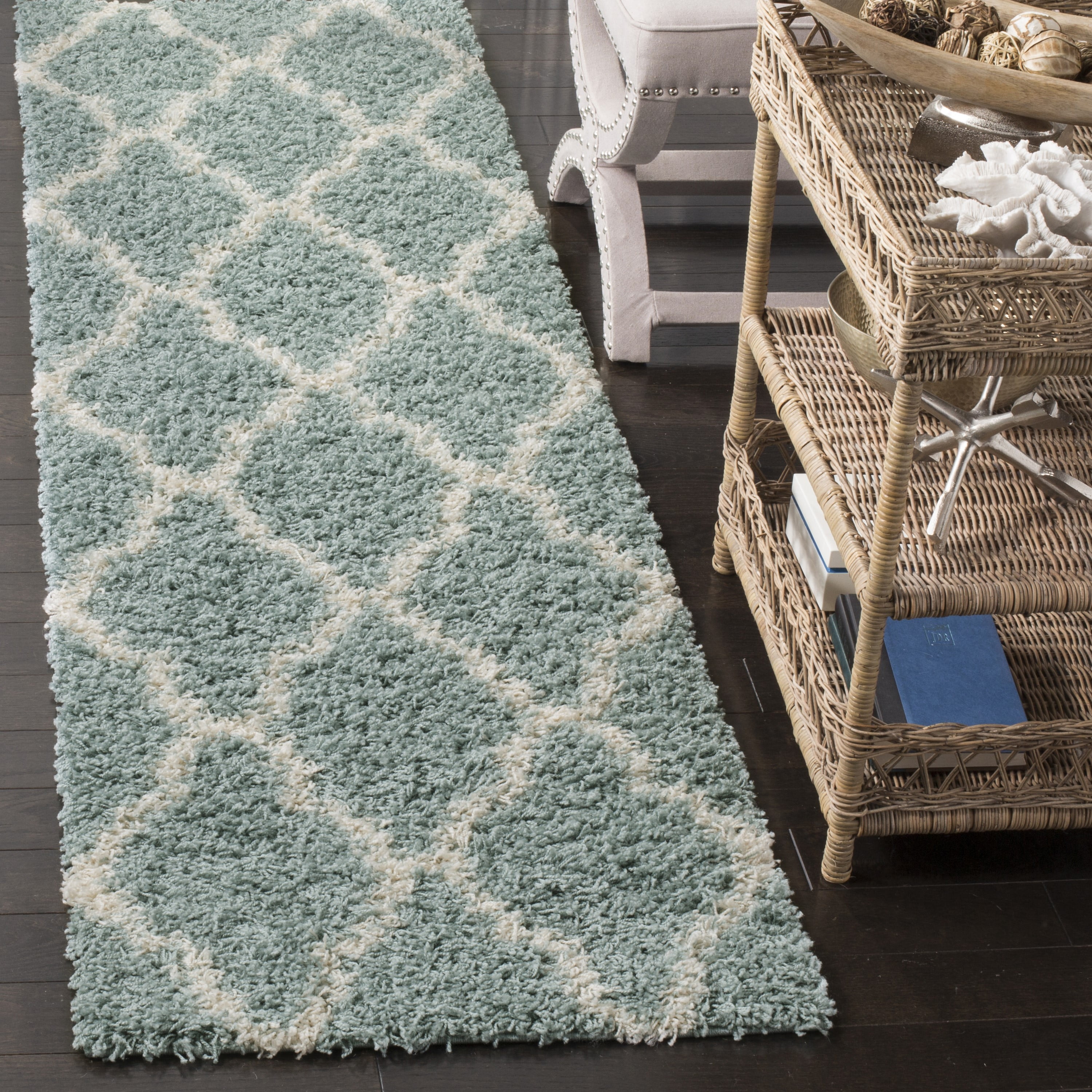 SAFAVIEH Dallas Belinda Geometric Shag Runner Rug, Ivory/Grey, 2'3" x 14'