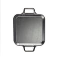 thumbnail image 2 of Griddle Lodge BOLD de hierro fundido sazonado de 30 cm con asas circulares, 2 of 6
